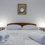 Appartement Tasina *