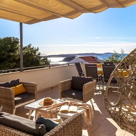 شقة Tasina هفار