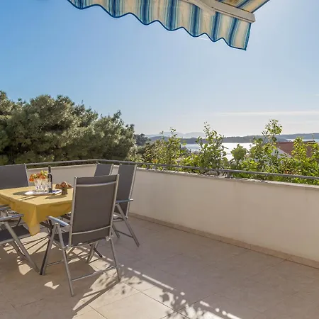 Apartman Tasina