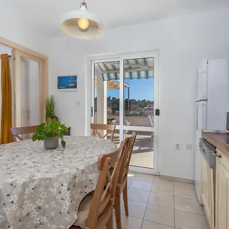 شقة Tasina هفار