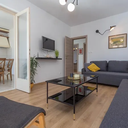 Apartment Tasina
