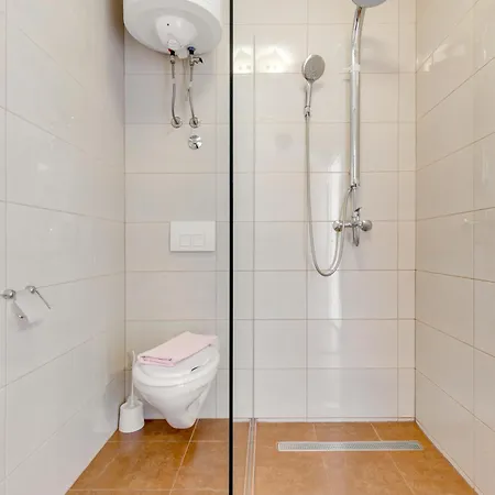 شقة Tasina هفار