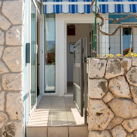 شقة Tasina هفار