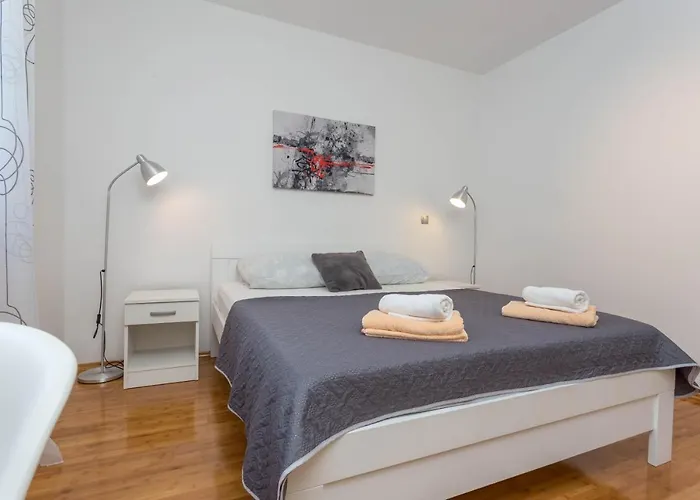 شقة Tasina هفار